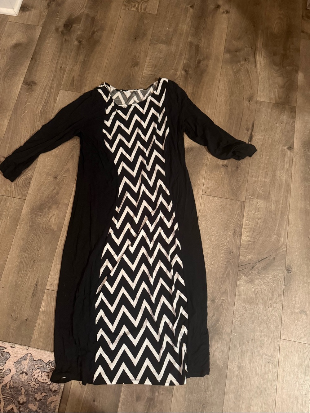 Milano Black and White Chevron Long Sleeve Dress